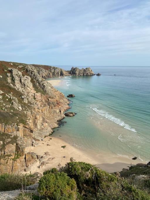 Porthcurno Barns, The Cart Lodge - Cosy Cottage, Walk To Porthcurno Beach, Pedn Vouder & Minack Theatre 펜젠스 외부 사진