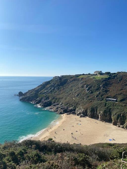 Porthcurno Barns, The Cart Lodge - Cosy Cottage, Walk To Porthcurno Beach, Pedn Vouder & Minack Theatre 펜젠스 외부 사진