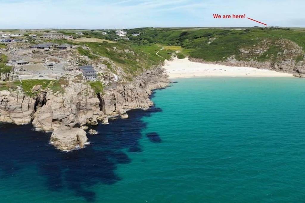 Porthcurno Barns, The Cart Lodge - Cosy Cottage, Walk To Porthcurno Beach, Pedn Vouder & Minack Theatre 펜젠스 외부 사진